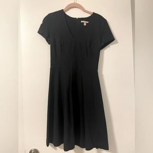 Banana Republic size 0 black shirt sleeve dress